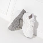 كوتشي حريمي بخامة قماش ورابر – Women’s Sneakers with PVC Sole - الصورة 2