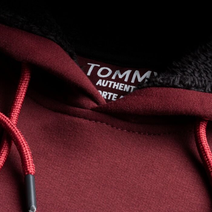 ⁦هودي Tommy New York⁩ - الصورة ⁦9⁩