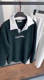 ⁦سويت شيرت Calvin Klein⁩ - الصورة ⁦8⁩