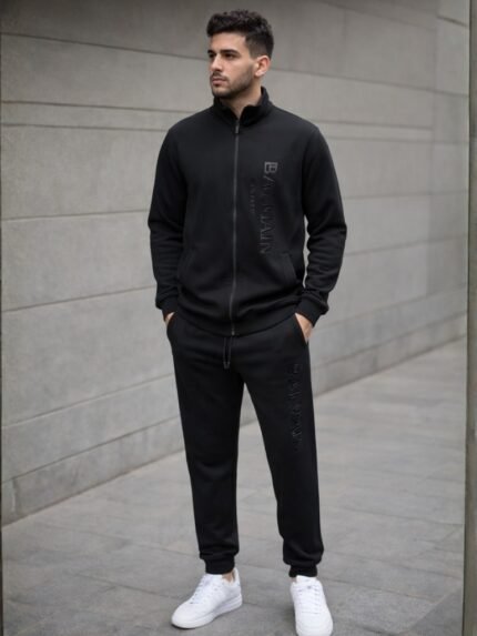 ترينج رجالي شيك مناسب للخروج والسفر