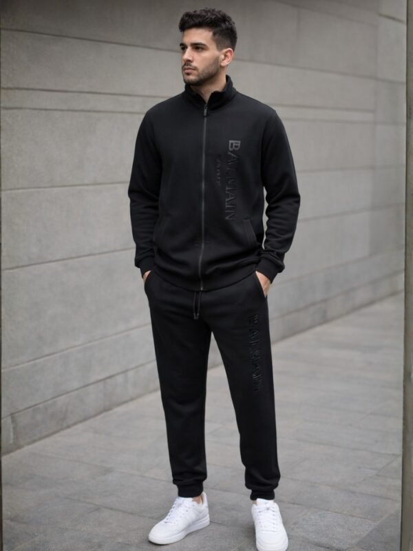 ترينج رجالي شيك مناسب للخروج والسفر